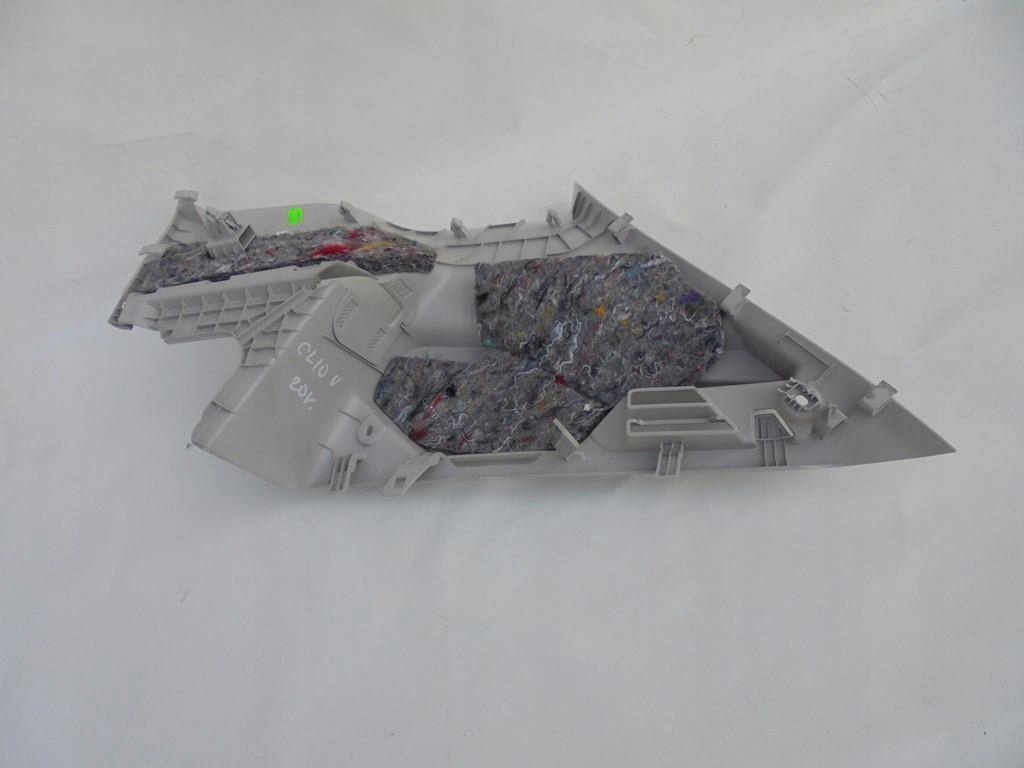 фото №8, Защита стойка левый задняя багажника 799126046r renault clio 5 v 20r