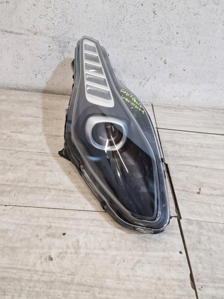 фото №1, Ferrari california 149m перед сторона правая лампа