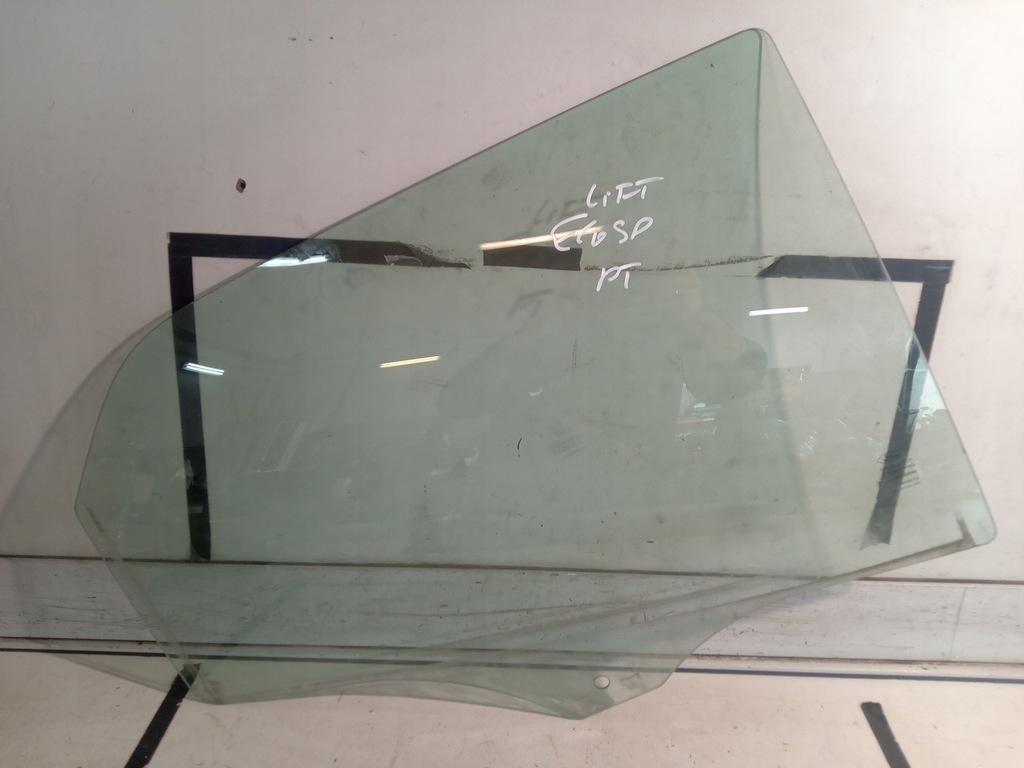 фото №1, Ford ecosport lift скло права задня 2017