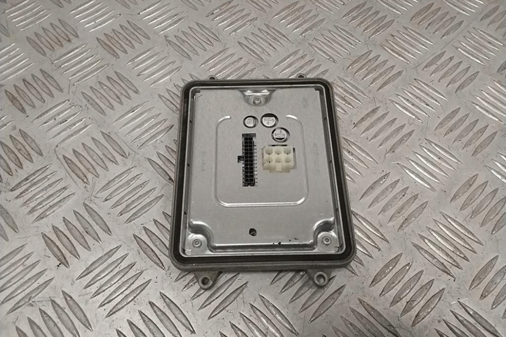 Купить Модуль света tesla model s 00201022 2018