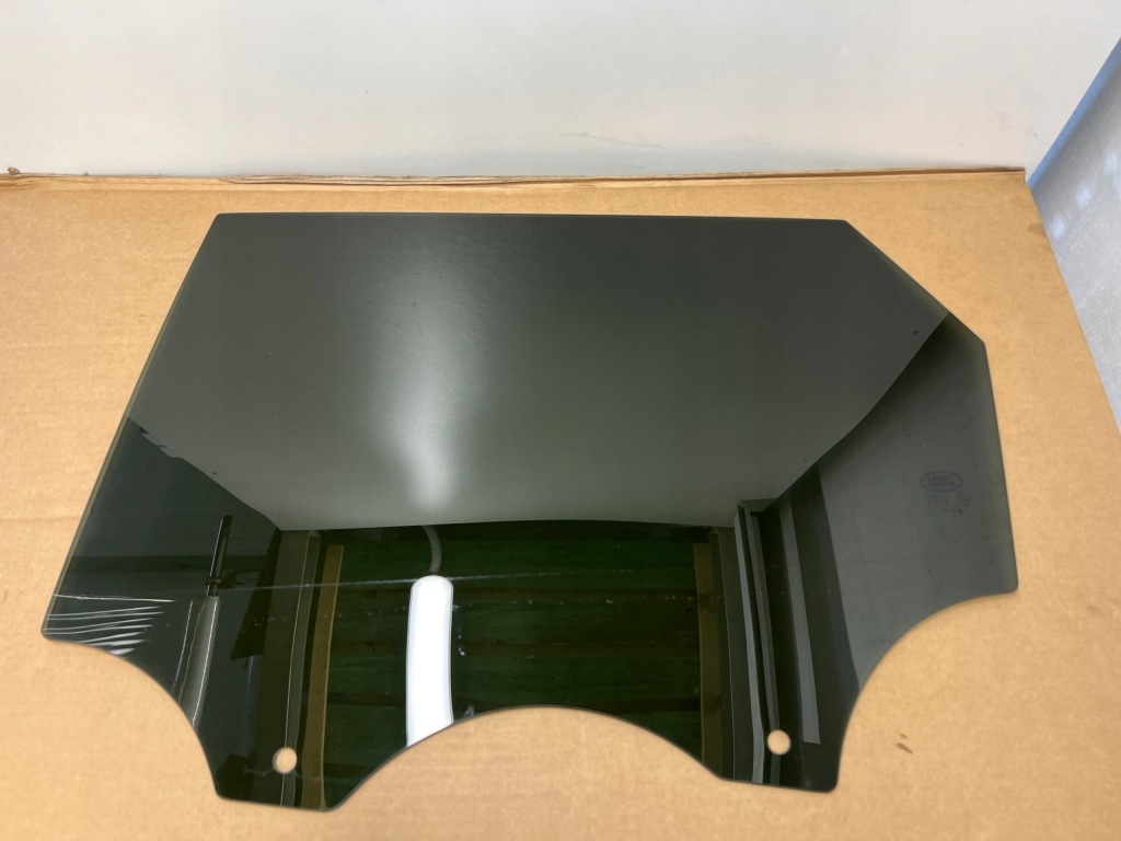 фото №1, Range rover velar скло двері лівий задня ліва