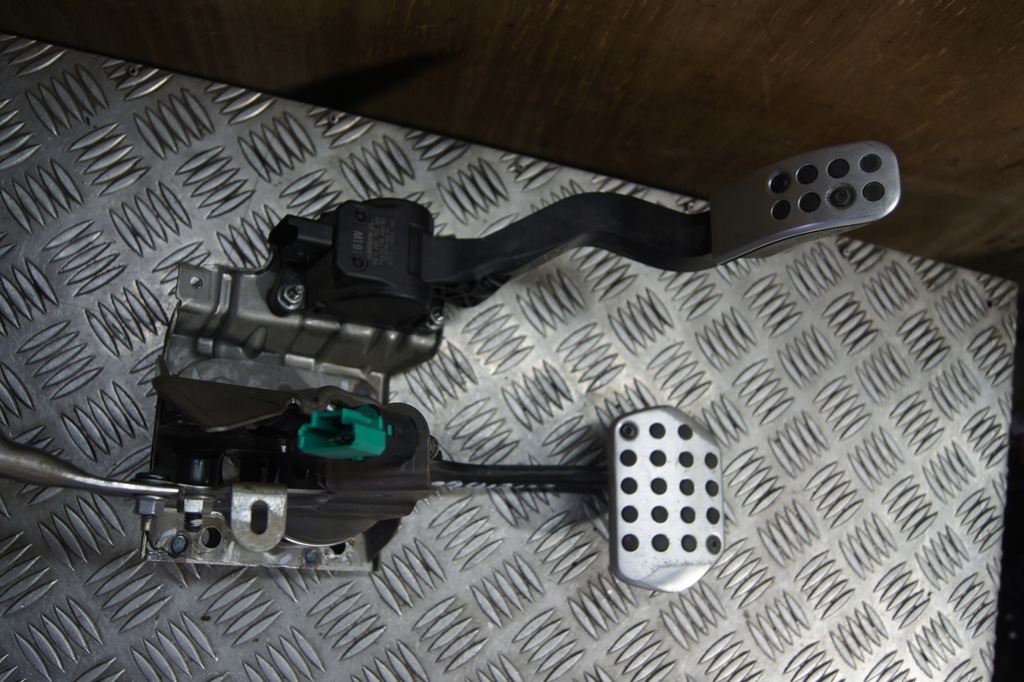 фото №9, Педаль тормоза газа ds4 автоматическая коробка передач 9671840380