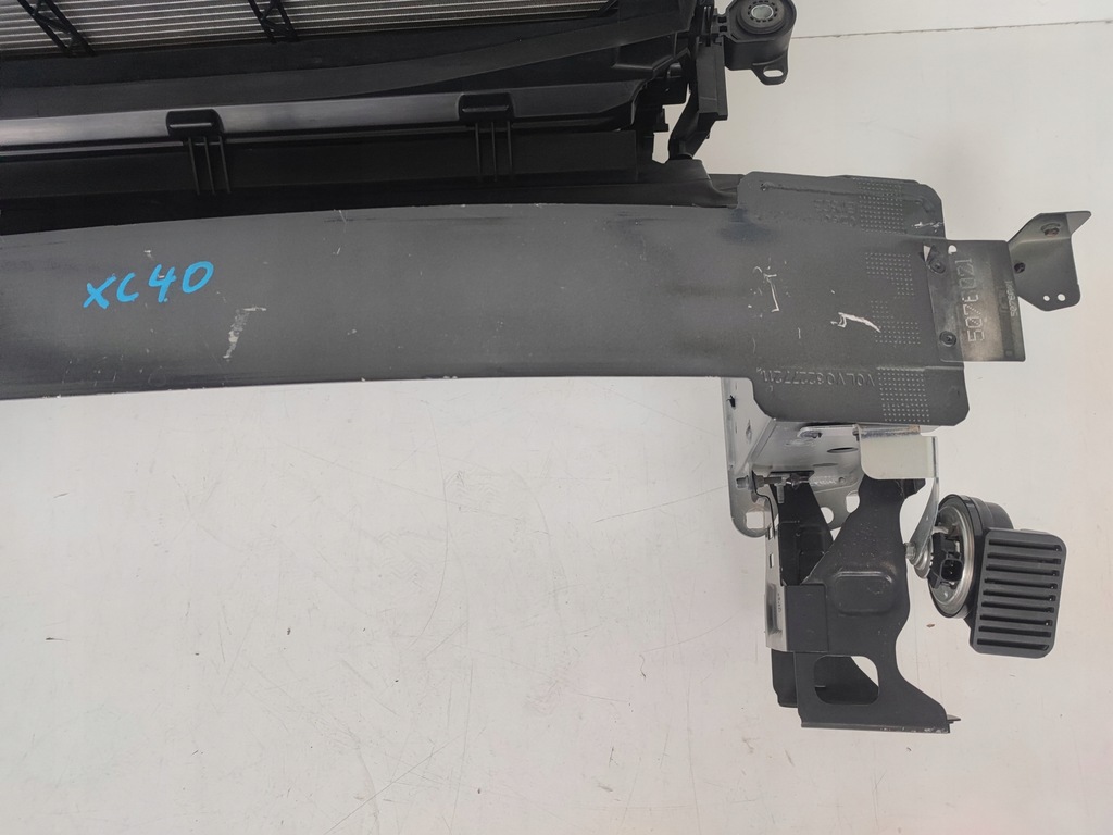 фото №10, Pas передній підсилювач радіатор вентилятор volvo xc40 2.0d дизель автоматична коробка передач