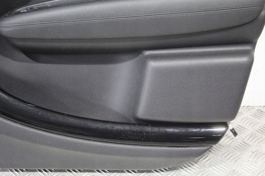 фото №3, Обшивка двері правий перед mini countryman r60