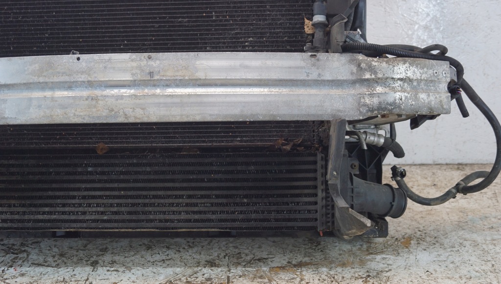 фото №10, Pas передній радіатор audi a4 b8 1.8 tfsi przedlift