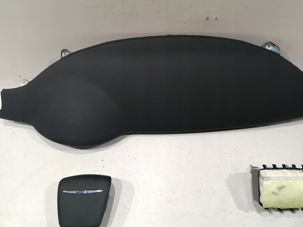 фото №5, Chrysler 200 c панель приладів консоль подушки безпеки подушка безпеки ремені