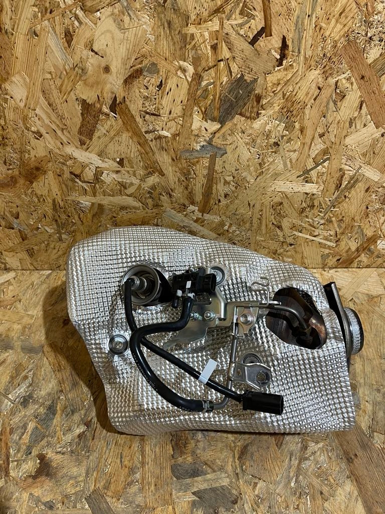 фото №8, Катализатор + датчик + защита toyota yaris cross 1.5 гибрид 23r новый orygin