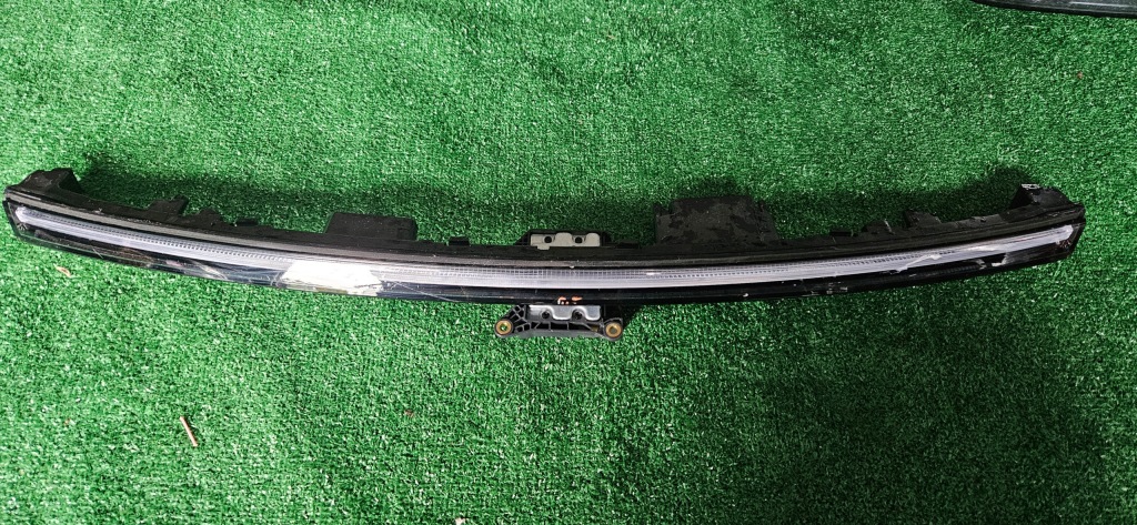 фото №1, Mercedes eqa 243 a2439063200 лампа накладка drl led