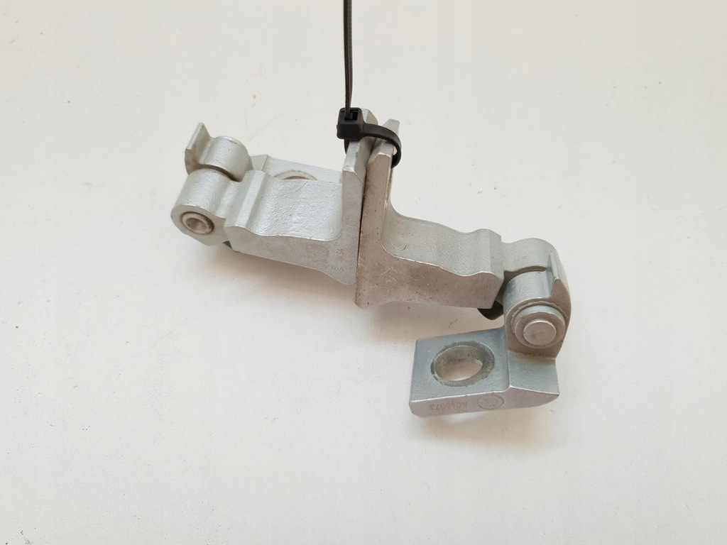 фото №3, Петля дверь правый задняя skoda scala