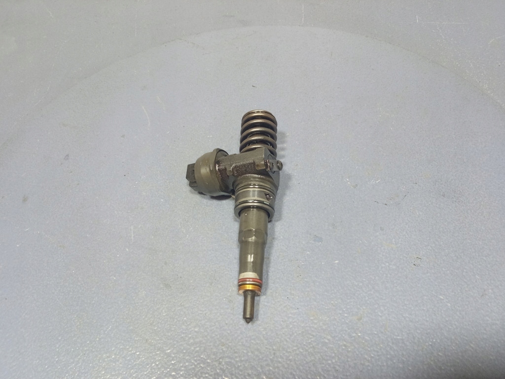 фото №7, Skoda roomster 1.4 tdi 69 km bnm насос-форсунка 038130073bp