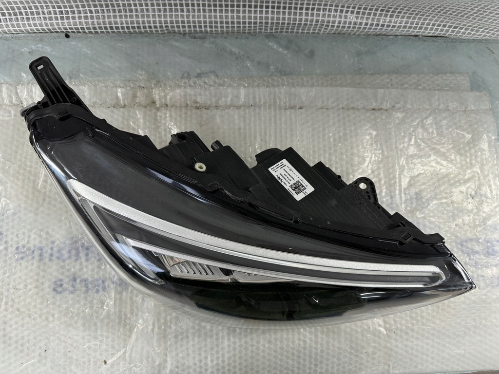 фото №2, Opel crossland lift правая лампа full led