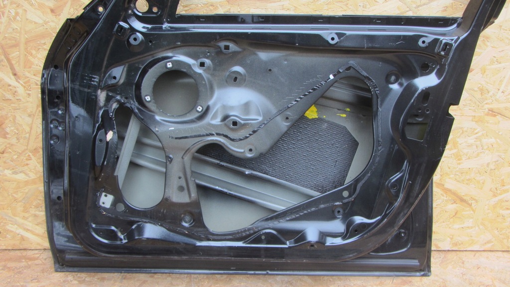 фото №11, Передні праве двері bmw f20