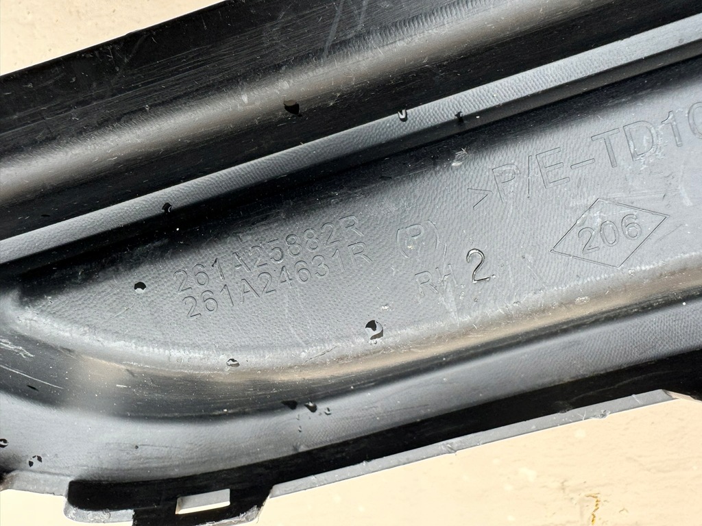 фото №10, Renault megane iii 3 lift 13-16 решётка бампера решётка радиатора правая перед передняя