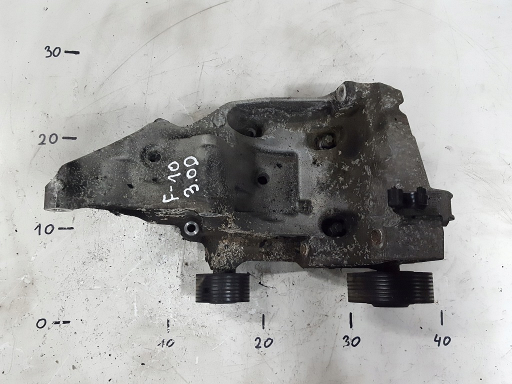 Купити Bmw 5 f10 f11 3.0 d n57 кронштейн основа генератора