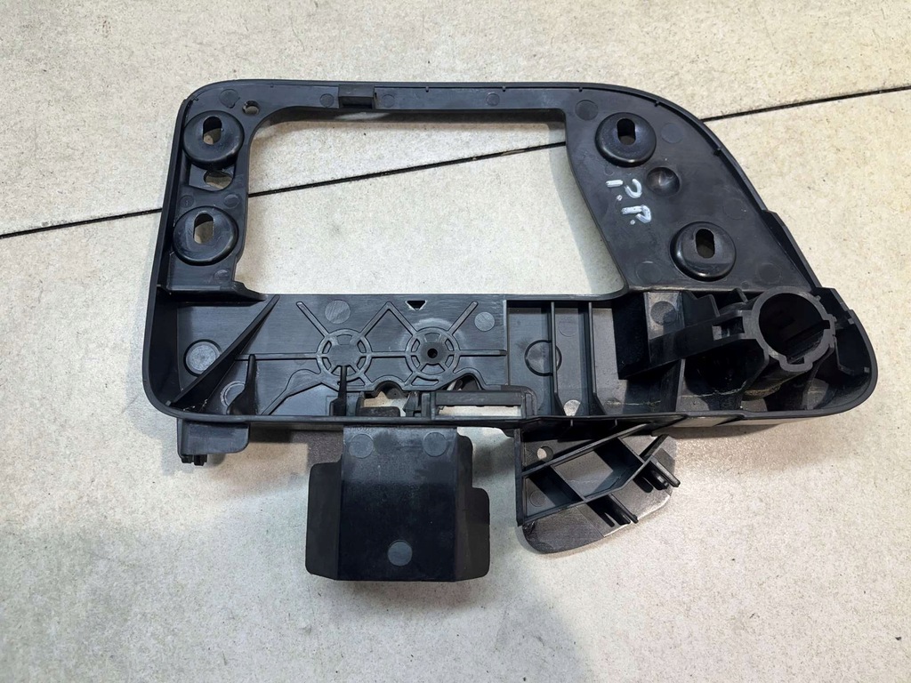 фото №12, Замок двері правий перед 6pin peugeot 1007 1.4 16v 9660701080d