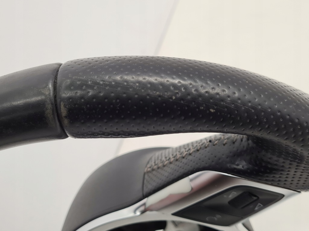 фото №9, Audi tt 8j a3 8p lift s-line воздуховод трёхспицевая 8j0419091g