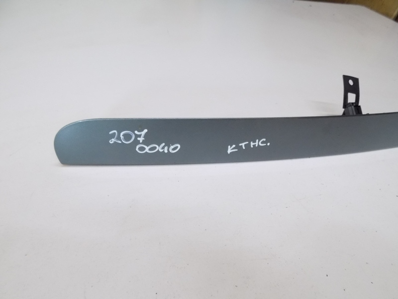 фото №7, Peugeot 207 5d hb kthc накладка крышки багажника задняя