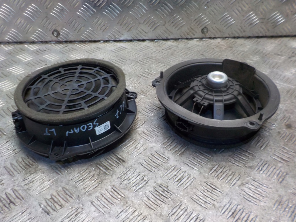 фото №1, Audi a6 c7 2x динамік задня 4g1035411