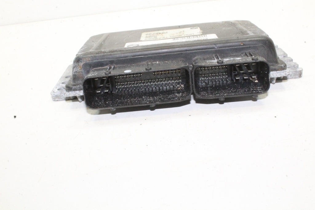 фото №1, Бортовий комп'ютер двигуна mini cooper r50, r53 7527610 1.4l бензиновий 55kw 2004