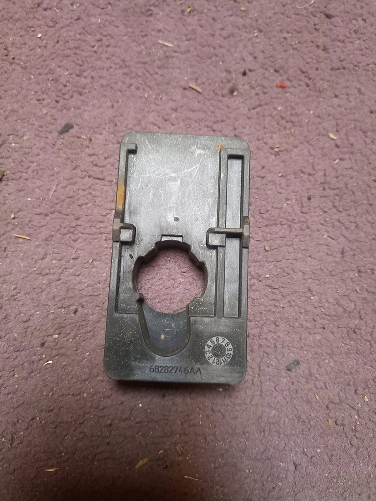 фото №1, Кронштейн кронштейн замка двері jeep wrangler jl 18+ 68282746aa