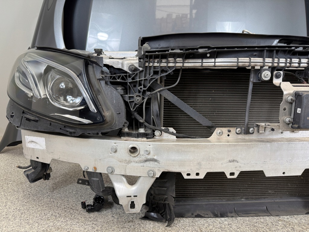 фото №8, Mercedes w213 amg перед капот бампер лампи pas лампи multibeam błoniki 992