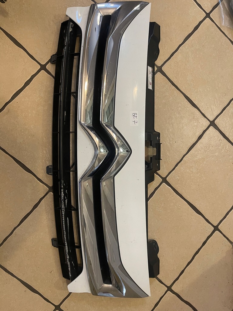 фото №1, Citroen jumpy lift 12-16 решётка радиатора решётка радиатора оригинал