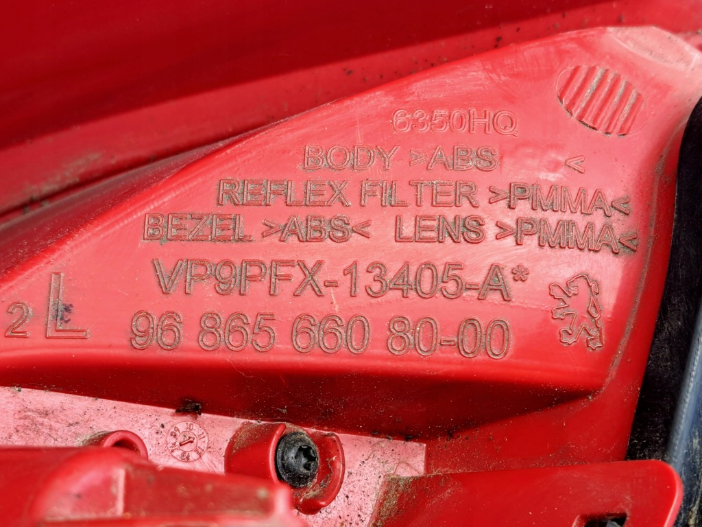 фото №5, Peugeot 207 lift лампа ліва задня led x3