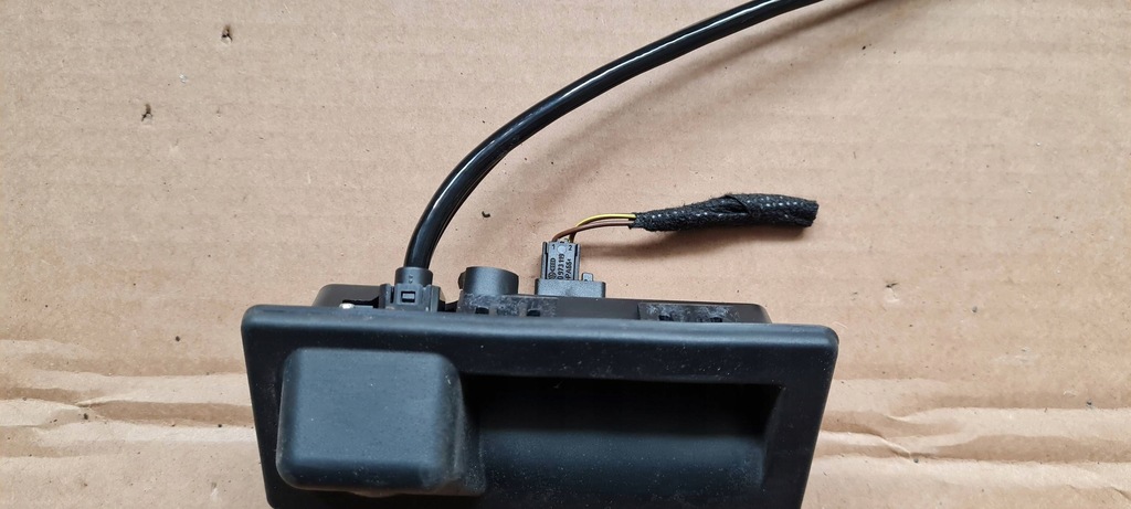 фото №5, A4 b9 8w lift камера заднього виду задня мікровимикач 3v0827566l a5 8w