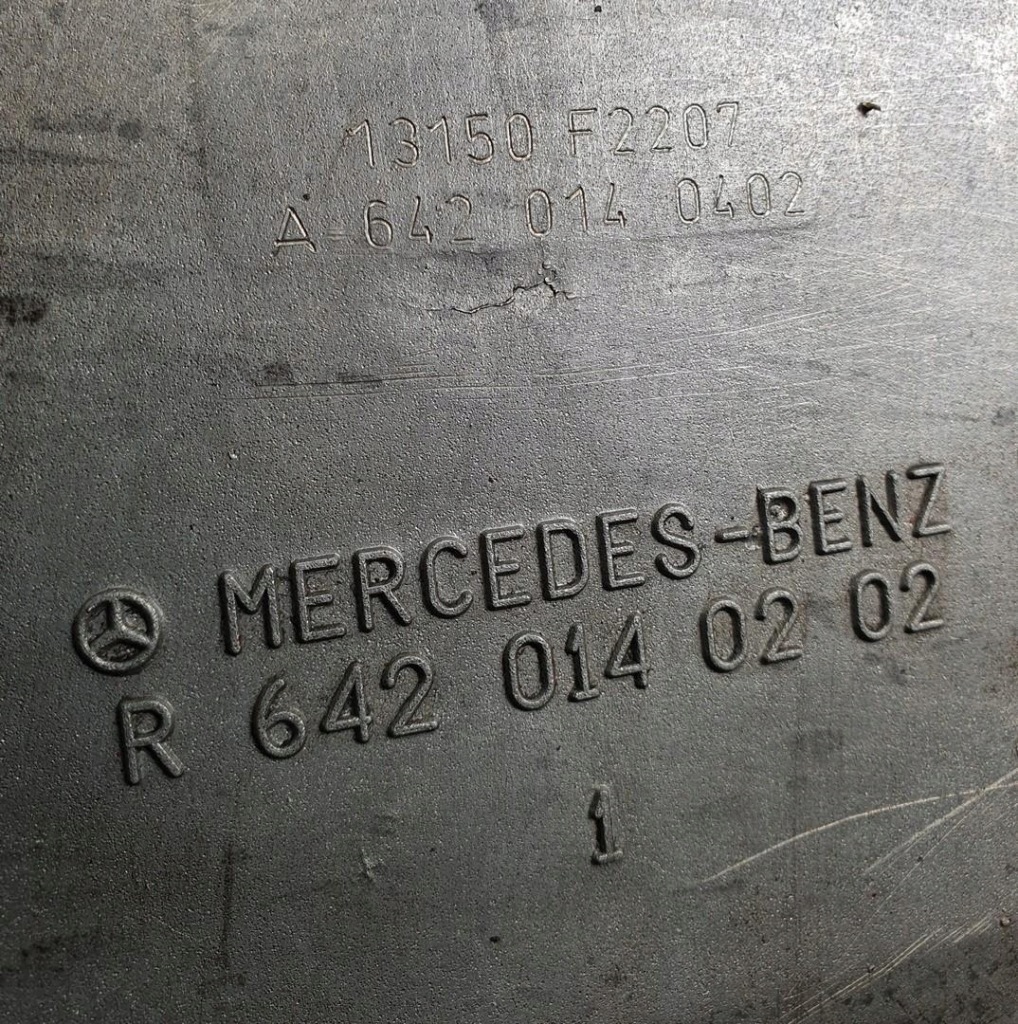 Основание картера масляный chrysler 300c 3.0 crd Недорого