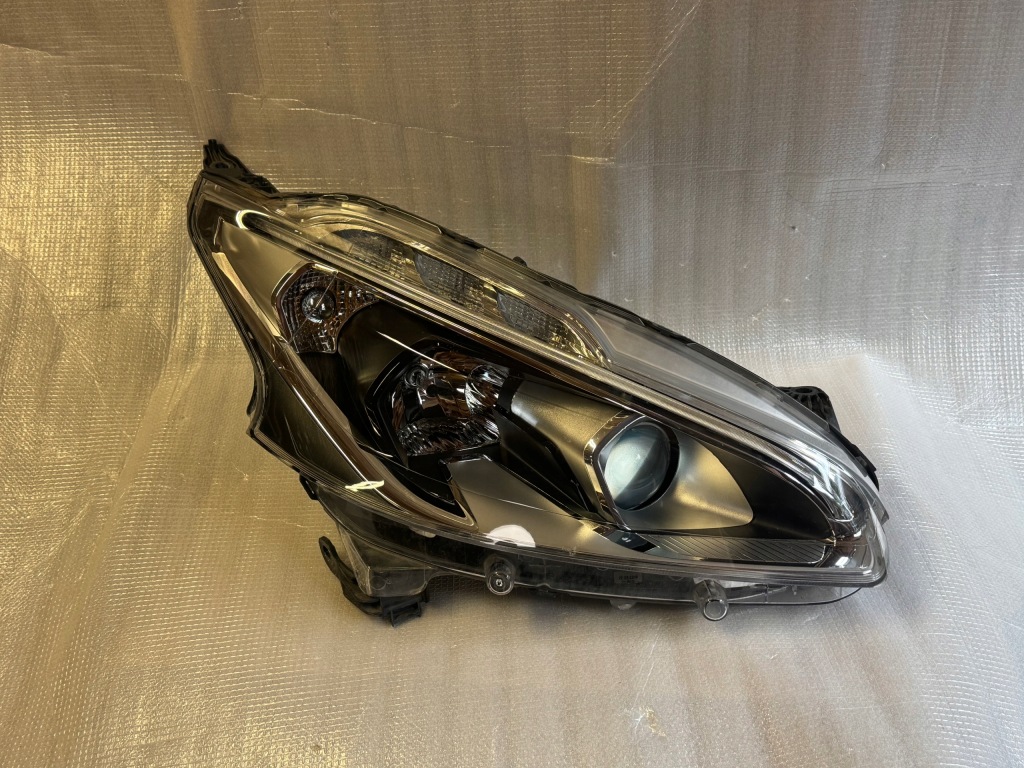 фото №1, Лампа лінза led peugeot 208 lift 9822690180 90132562