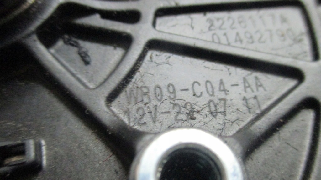 фото №4, Peugeot 3008 i 11r моторчик люк 1713046c07 2226117a wr09-c04-aa