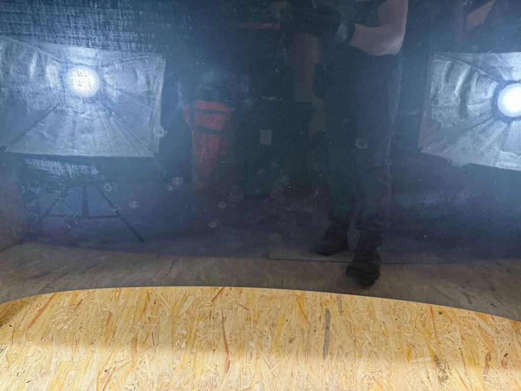 Капот кришка двигуна перед audi a4 b9 8w рестайлінг  2019- Зі Шроту