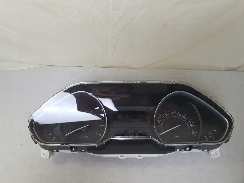 фото №1, Счетчик приборная панель peugeot 208 i 2008 9813848780 дисплей