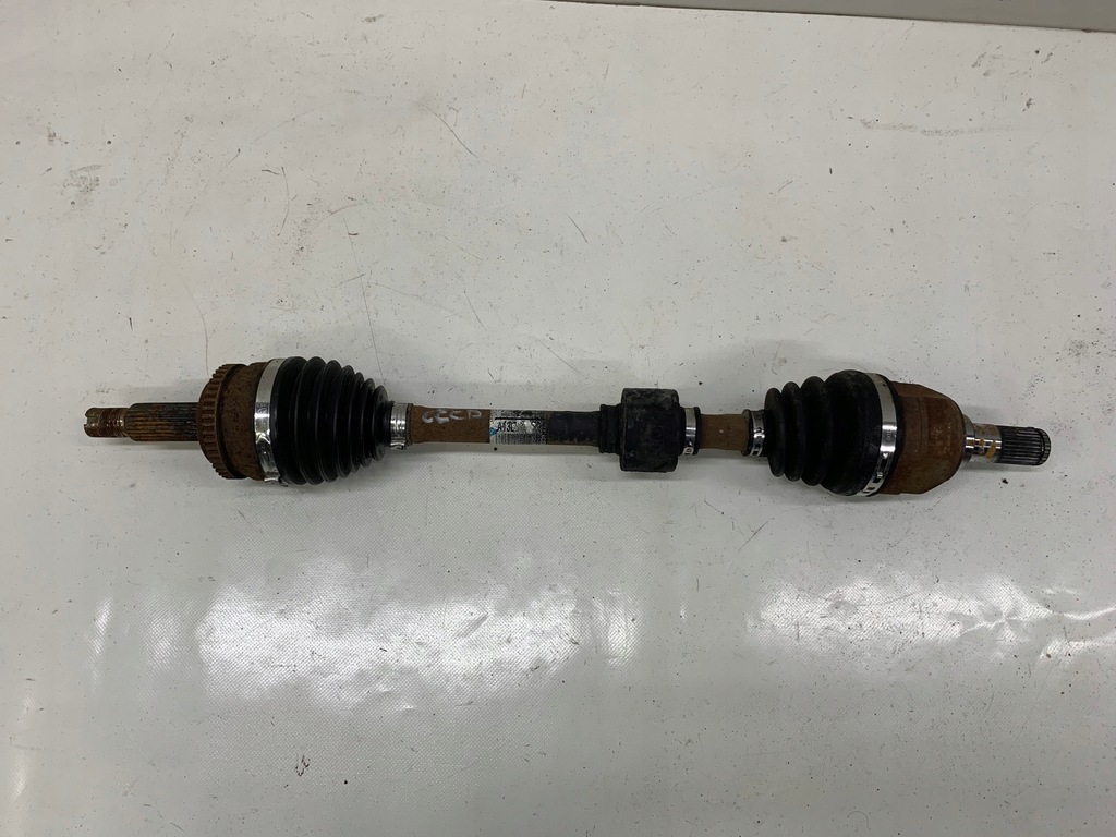 фото №1, Kia ceed ii приводной вал левая 49500-a6100