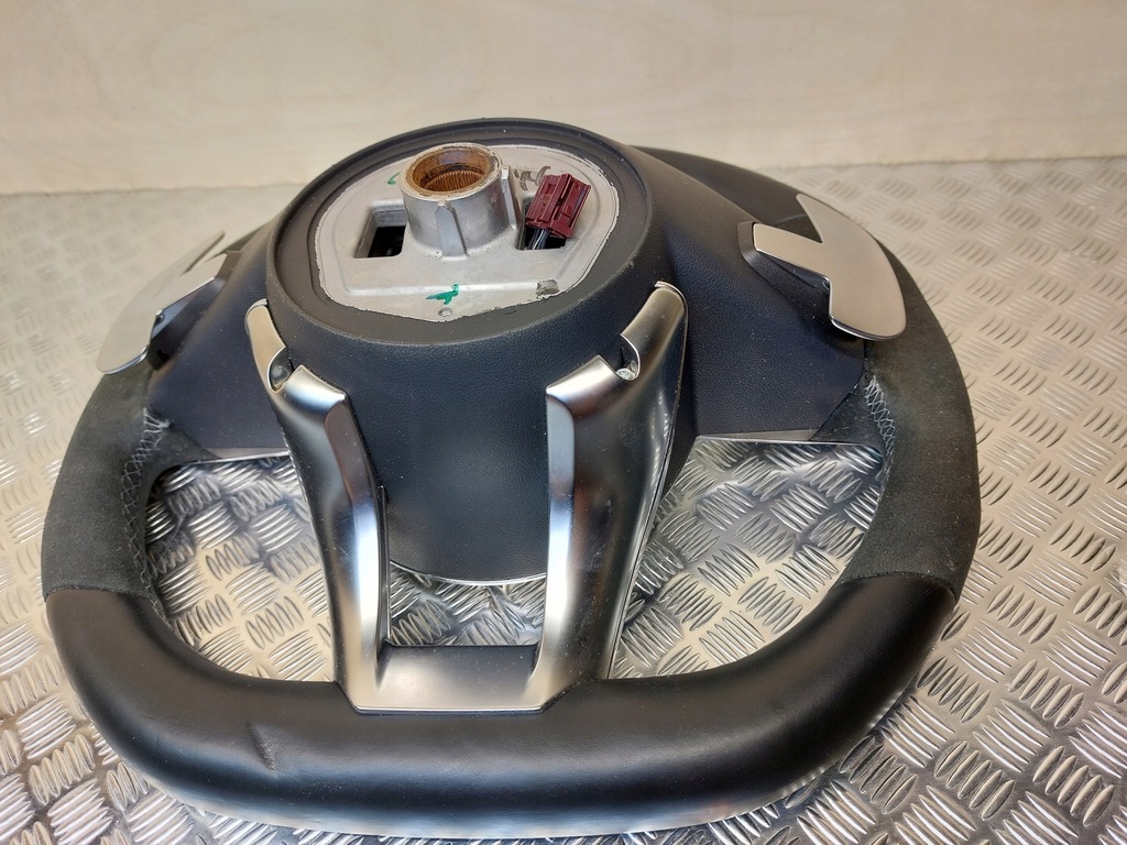 фото №10, Воздуховод mercedes amg w213, руль wheel