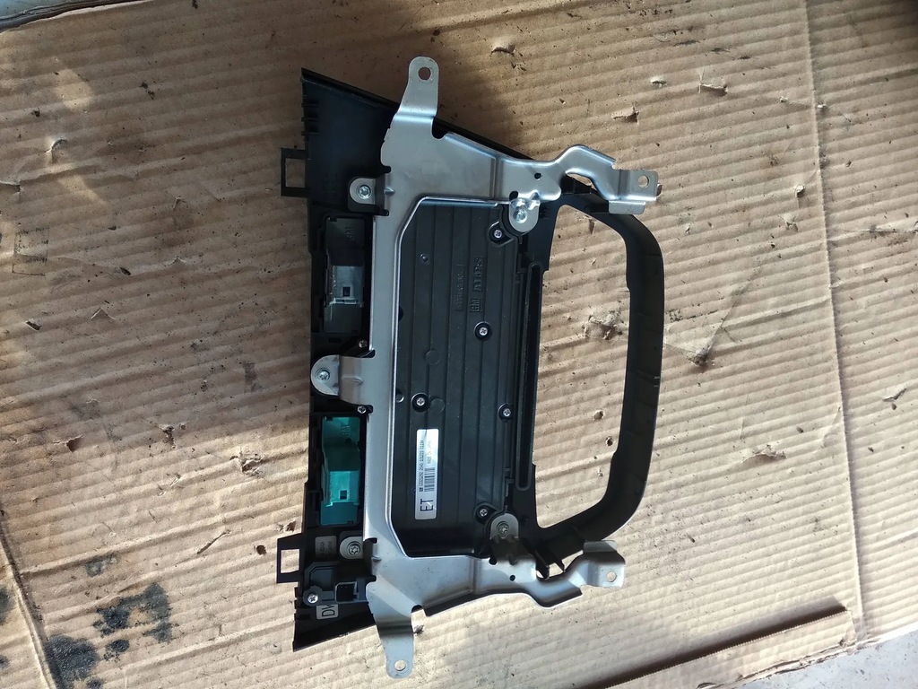 фото №3, Opel insignia a панель радіо