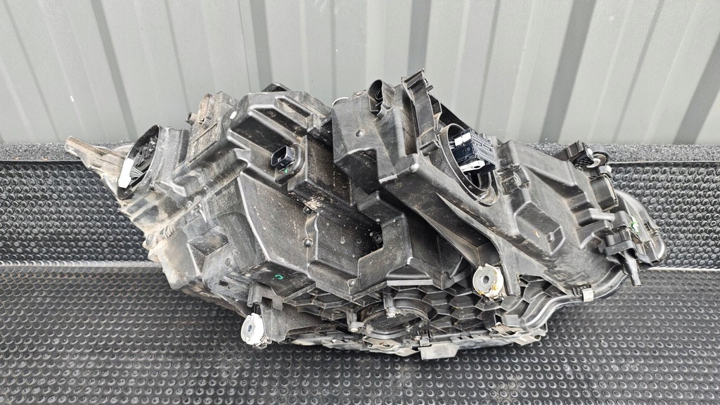 фото №11, Bmw 8 g16 g14 g15 лампа laser 8739589 треснувший стекло фары