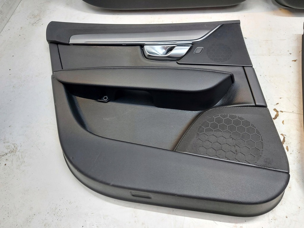 фото №1, Volvo s90 d5 sedan оббивка двері ліва задня