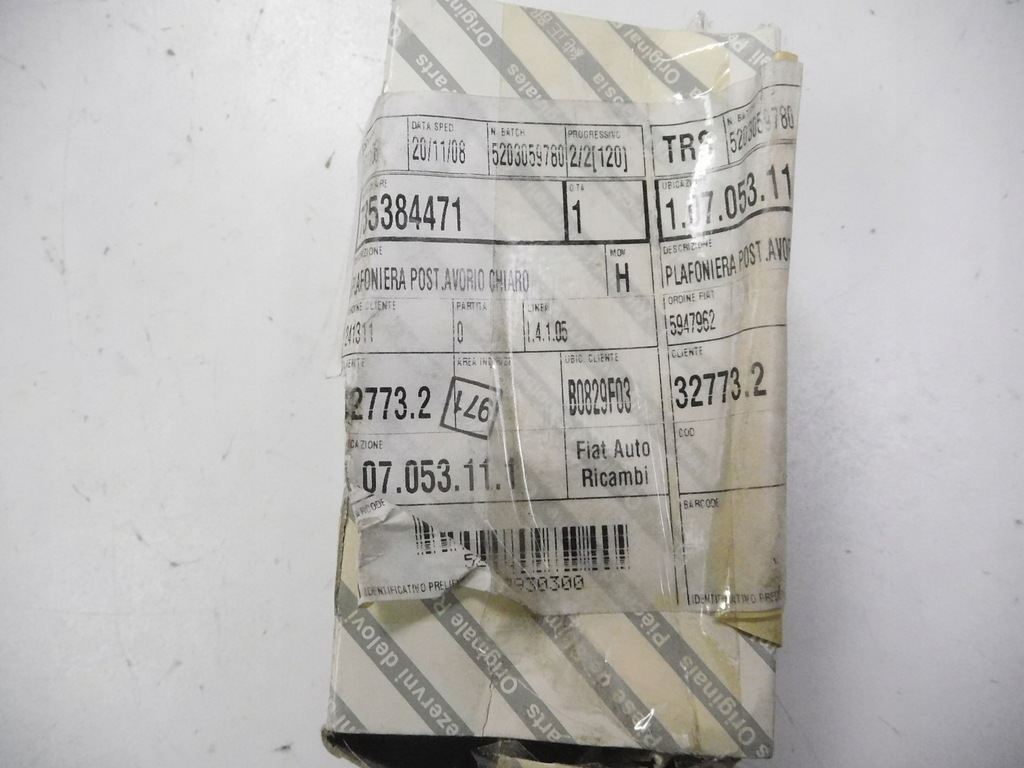 фото №7, Лампа потолочный задняя lancia musa оригинальный номер 735384471