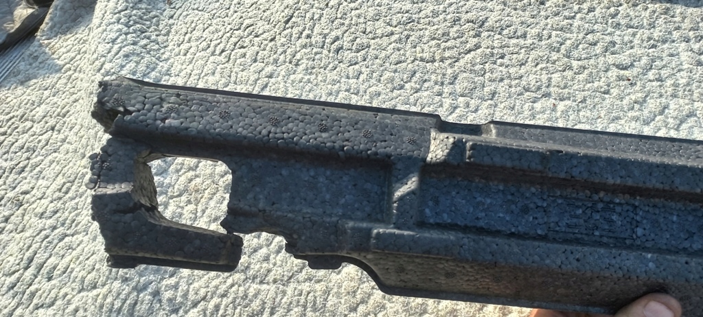 Пінопласт абсорбер перед c-klasa mercedes w204 в Україні