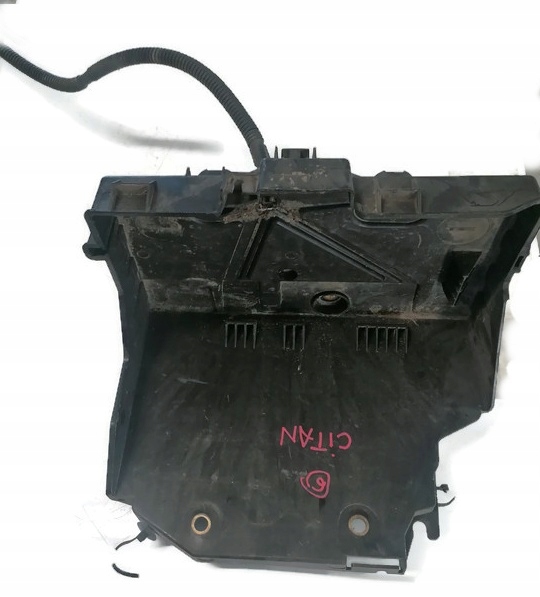 фото №1, Mercedes citan w415 13r - основание аккумулятор