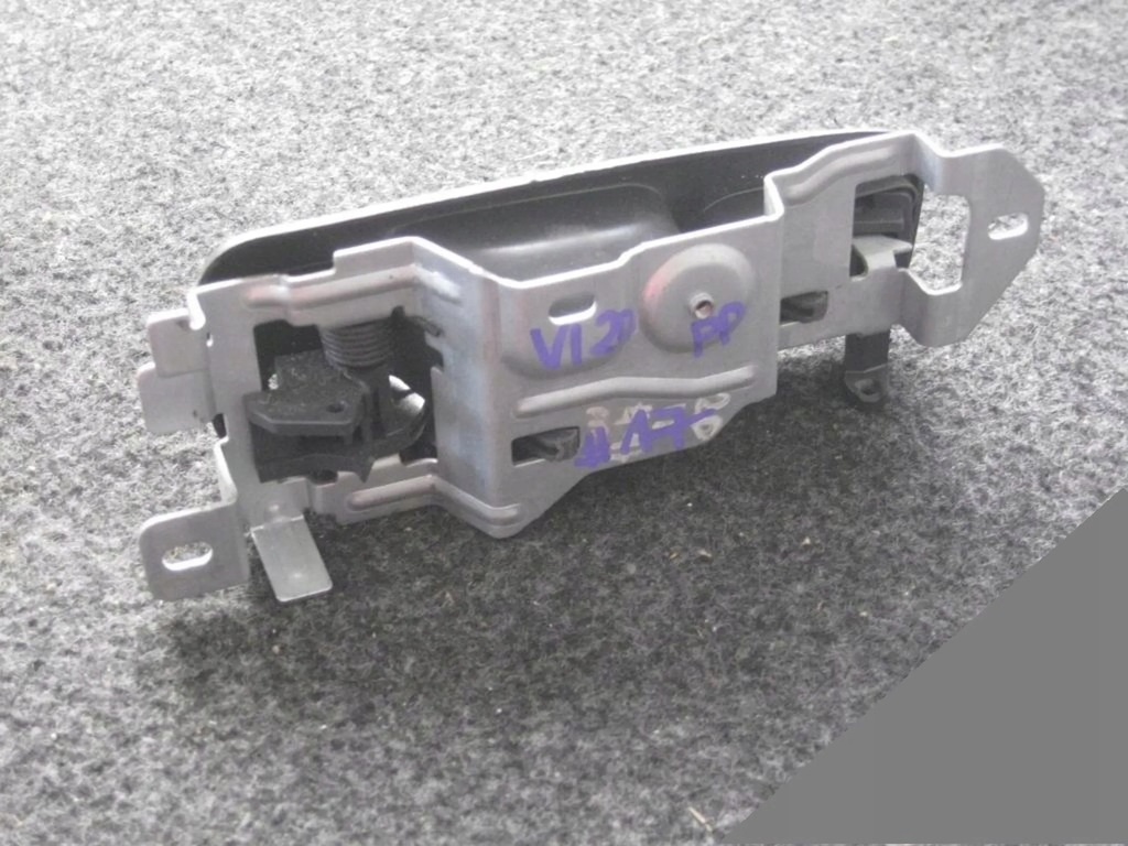 фото №2, Honda civic 95-01 2d ручка права внутрішня