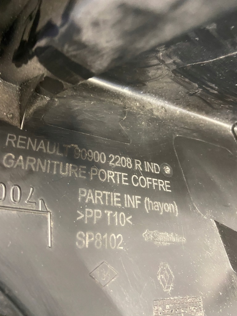 фото №9, Megane iv kombi захист оббивка кришки 909002208r