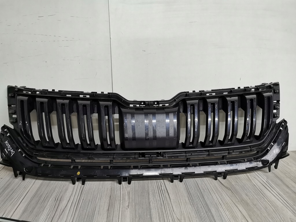 фото №1, Решітка радіатора решітка радіатора skoda kodiaq