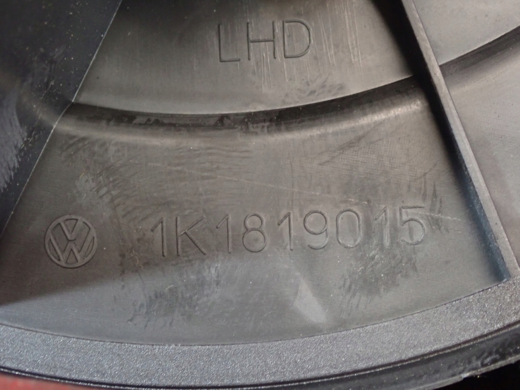 фото №6, Vw golf v 03-09 вентилятор обдув воздуходувка 2 pin 1k1819015