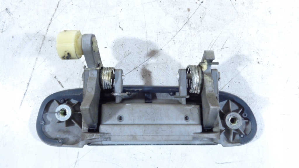 фото №4, Ручка дверь задняя правая mazda premacy