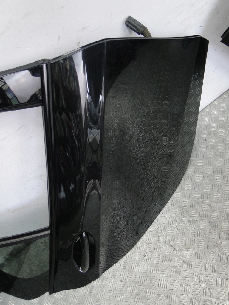 фото №5, Двері задня bmw 1 f40 2019 black sapphire