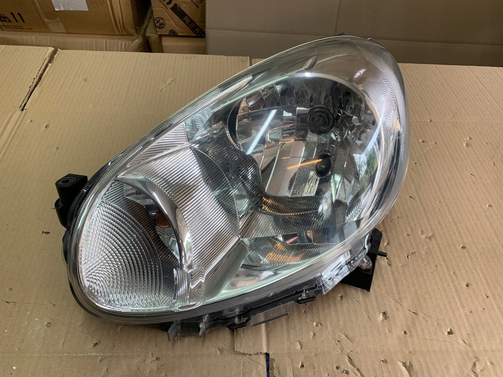 фото №1, Лампа nissan micra k13 micra 4 iv