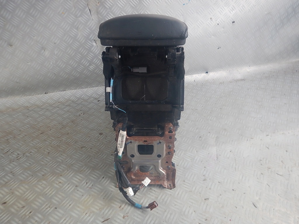 Lexus rx rx350 rx450 3 подлокотник туннель средний 58811-48040 оригинал с Разборки