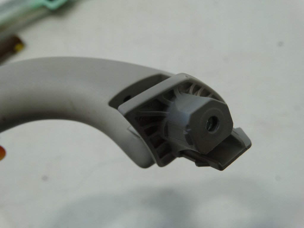 фото №6, Кронштейн стельовий задня volkswagen passat b6 kombi 23645b7l202